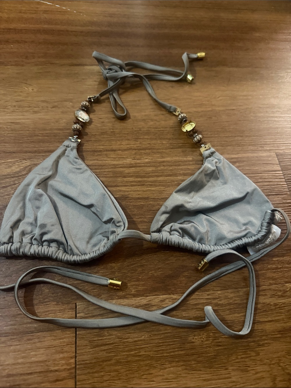 BEACH BUNNY BIKINI TOP